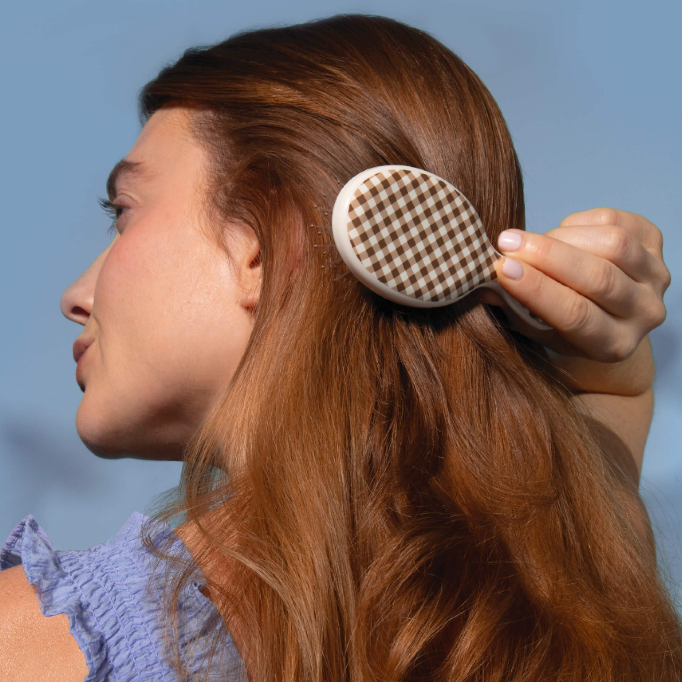 Wet Brush x Hill House Mini Detangler - Brown Gingham - Image 4