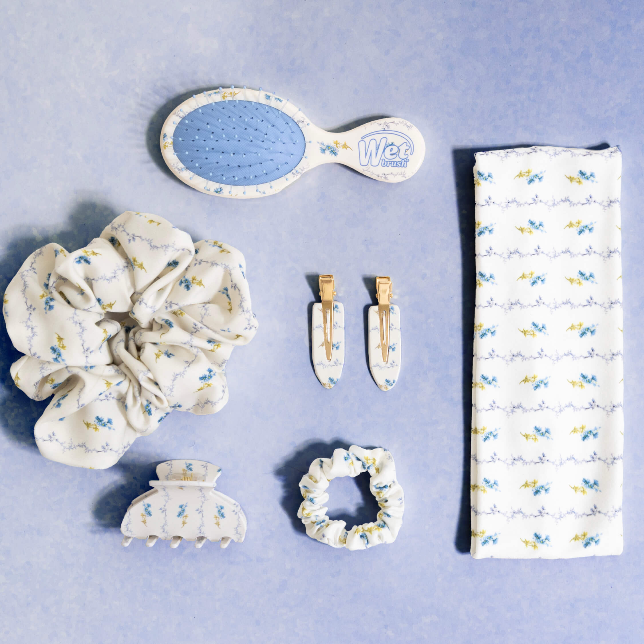 Wet Brush x Hill House Mini Detangler - Bluebell Waltz - Image 7